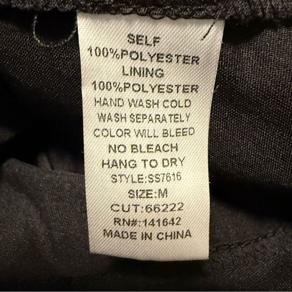 She & Sky Ribbed Flutter Sleeve Pullover Blouse Career‎ Black Size Medium - Picture 7 of 7